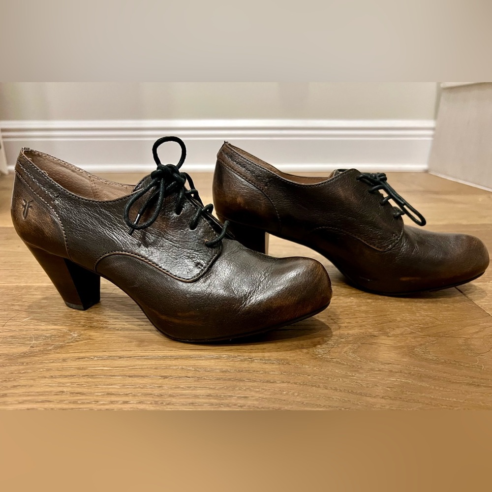Frye Lois Oxford - Brown Leather Chunky Heels